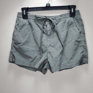 American Eagle Olive Corduroy SHorts